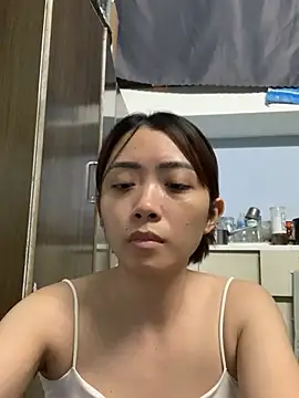 Snapshot of Minee1202 chatting on 05-28-26, 02:31 Minee1202 online show from 05-28-26, 02:31