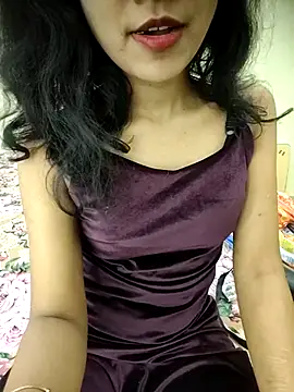 Snapshot of Snaya-baby chatting on 12-03-25, 01:09 Snaya-baby online show from 12-03-25, 01:09