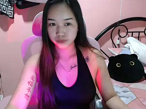 Wynxx online show from 11-13-25, 05:06