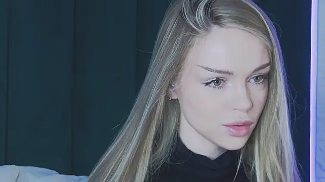 MarilynNova online show from 04-07-26, 04:57