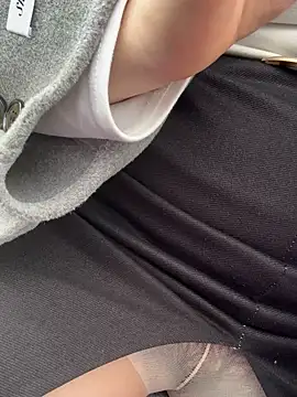 Liqinqin online show from 11-07-25, 12:32