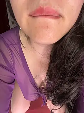 Liqinqin online show from 11-15-25, 10:04