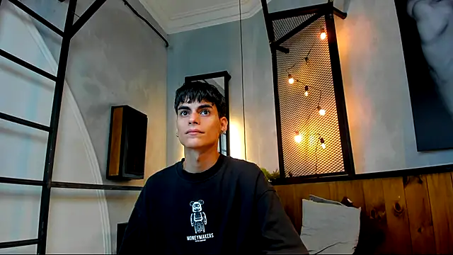 Snapshot of Dani_mc1 chatting on 12-03-25, 11:30 Dani mc1 online show from 12-03-25, 11:30