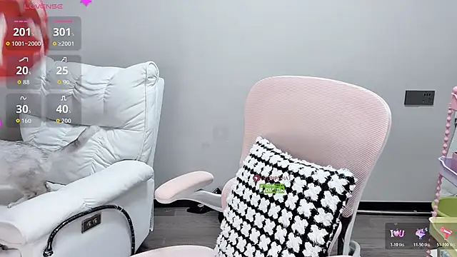 Lgsander  online show from 12-16-25, 02:38