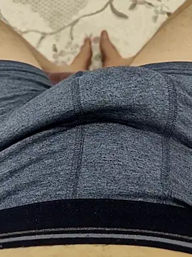 Snapshot of cenk263 chatting on 09-25-25, 04:43 cenk263 online show from 09-25-25, 04:43