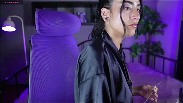 Emma and Issac online show from 02-28-26, 09:05