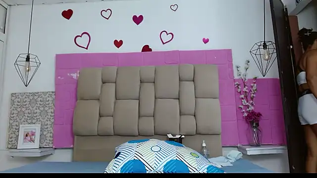 Snapshot of Damary_Leon chatting on 11-10-25, 07:02 Damary Leon online show from 11-10-25, 07:02