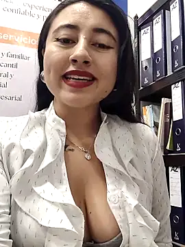 Snapshot of AMATISTA__16 chatting on 05-04-26, 12:23 AMATISTA 16 online show from 05-04-26, 12:23