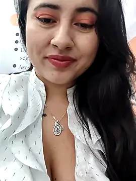Snapshot of AMATISTA__16 chatting on 06-10-26, 12:26 AMATISTA 16 online show from 06-10-26, 12:26