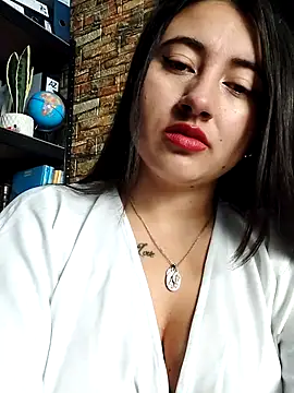 Snapshot of AMATISTA__16 chatting on 07-22-26, 12:19 AMATISTA 16 online show from 07-22-26, 12:19