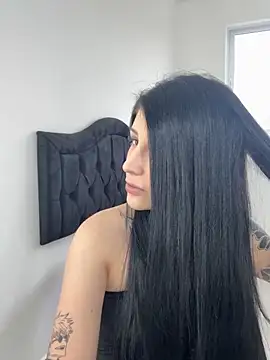 Snapshot of Privad_ravenna chatting on 05-09-26, 05:40 Privad ravenna online show from 05-09-26, 05:40