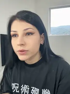 Snapshot of Privad_ravenna chatting on 05-15-26, 05:20 Privad ravenna online show from 05-15-26, 05:20