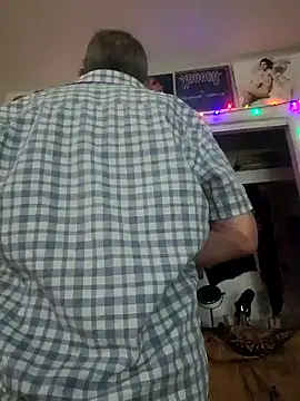 FoxnMouse online show from 02-26-26, 06:01