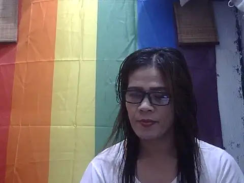 juicycum069 online show from 07-17-26, 06:42