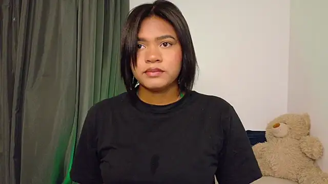 Snapshot of nudesketch1 chatting on 09-23-25, 10:07 nudesketch1 online show from 09-23-25, 10:07