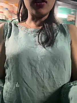 modelnishu online show from 10-24-25, 10:22