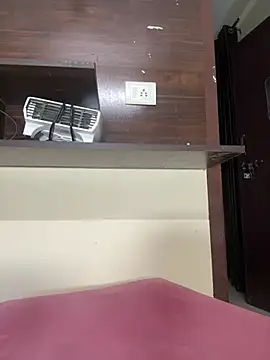 modelnishu online show from 02-12-26, 01:39