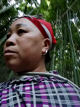 Mamapm20 online show from 11-30-25, 02:04