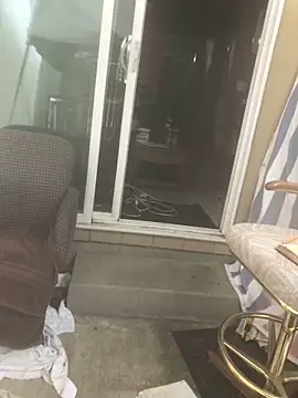 Uncutlounge online show from 04-12-26, 11:54