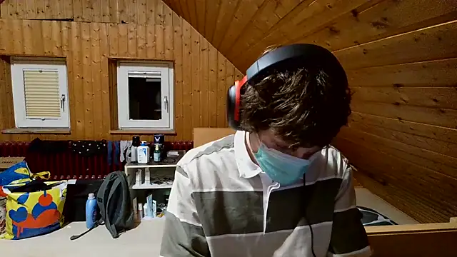 Snapshot of Imagerysin23 chatting on 12-22-25, 05:32 Imagerysin23 online show from 12-22-25, 05:32