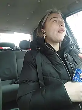 Snapshot of Reina_Cummings chatting on 01-15-26, 06:07 Reina Cummings online show from 01-15-26, 06:07