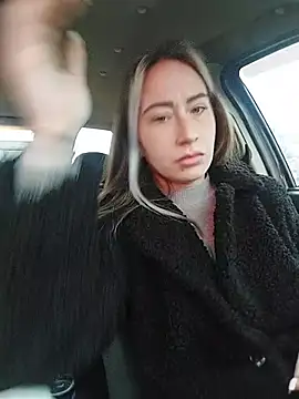 Snapshot of Reina_Cummings chatting on 02-06-26, 06:18 Reina Cummings online show from 02-06-26, 06:18