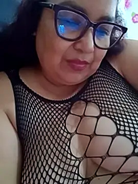 ladytropical1 online show from 06-06-26, 06:01