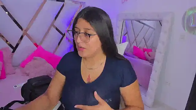 megann  up online show from 10-12-25, 11:26