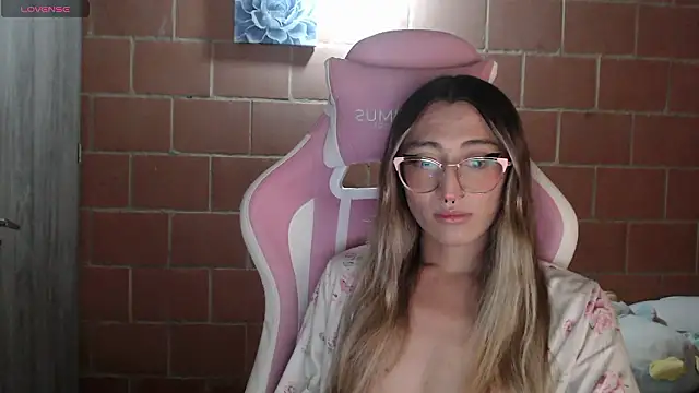 Andrea camilaaa online show from 01-16-26, 12:03