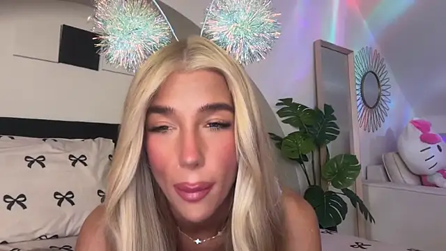 KENNIEXROSE online show from 03-24-26, 11:43