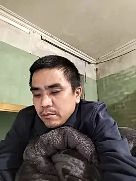 Snapshot of HoangNam20x chatting on 11-25-25, 12:27 HoangNam20x online show from 11-25-25, 12:27