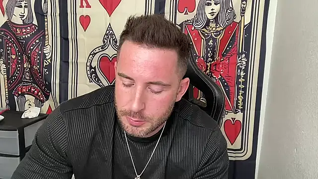 Snapshot of brettmycles28 chatting on 11-14-25, 05:44 brettmycles28 online show from 11-14-25, 05:44