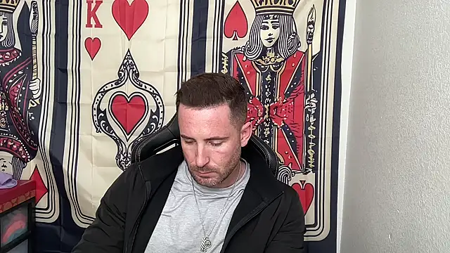 Snapshot of brettmycles28 chatting on 11-17-25, 08:36 brettmycles28 online show from 11-17-25, 08:36