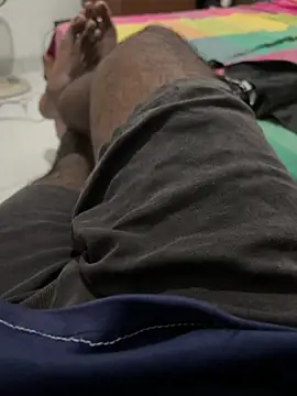 Snapshot of bigDick_000610 chatting on 09-10-25, 06:41 bigDick 000610 online show from 09-10-25, 06:41