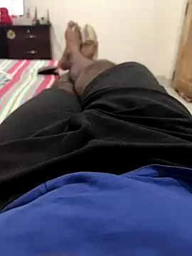 Snapshot of bigDick_000610 chatting on 10-31-25, 05:03 bigDick 000610 online show from 10-31-25, 05:03