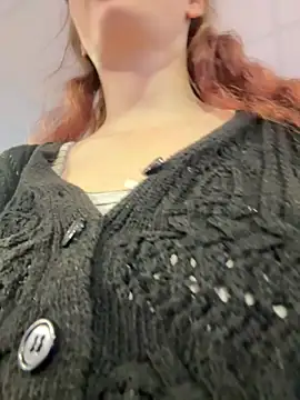 Snapshot of raen001 chatting on 11-10-25, 08:57 raen001 online show from 11-10-25, 08:57