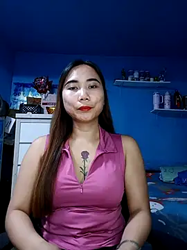 Snapshot of Yourdream07mixcey chatting on 10-31-25, 08:15 Yourdream07mixcey online show from 10-31-25, 08:15