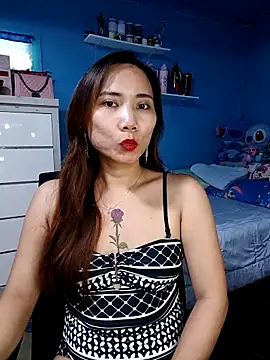 Snapshot of Yourdream07mixcey chatting on 11-12-25, 05:19 Yourdream07mixcey online show from 11-12-25, 05:19