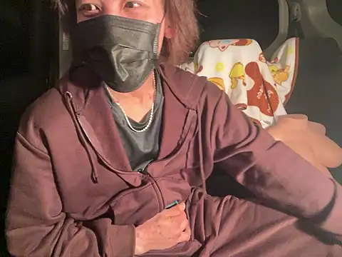 Snapshot of CAMEL1913 chatting on 04-17-26, 05:16 CAMEL1913 online show from 04-17-26, 05:16