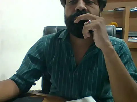 Snapshot of autophile-indian chatting on 06-19-26, 06:07 autophile-indian online show from 06-19-26, 06:07