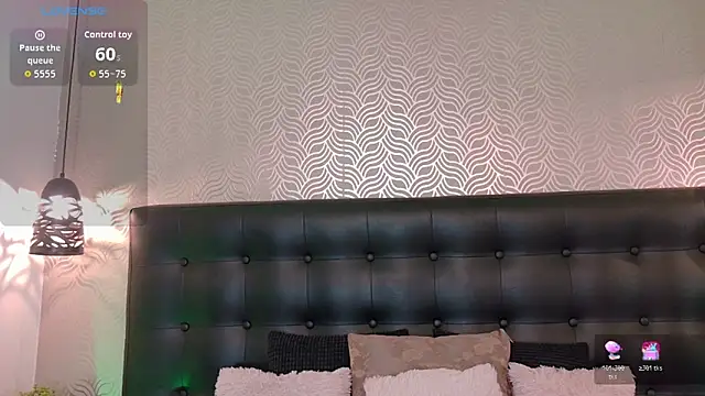 Sharonevanss  online show from 11-17-25, 08:36