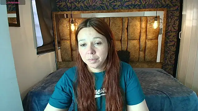 Isa Thompson   online show from 03-09-26, 12:09