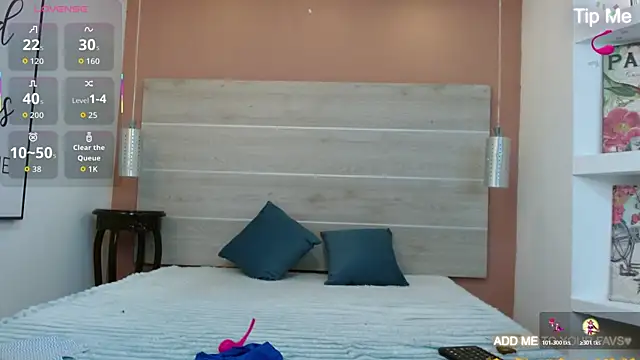 Snapshot of AlexandraCambell chatting on 04-18-26, 06:34 AlexandraCambell online show from 04-18-26, 06:34