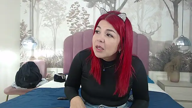 CorineRay online show from 10-22-25, 05:24