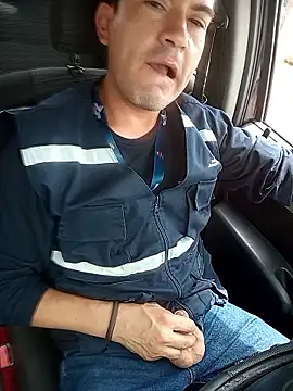 Snapshot of Blackaxes chatting on 01-08-26, 05:04 Blackaxes online show from 01-08-26, 05:04