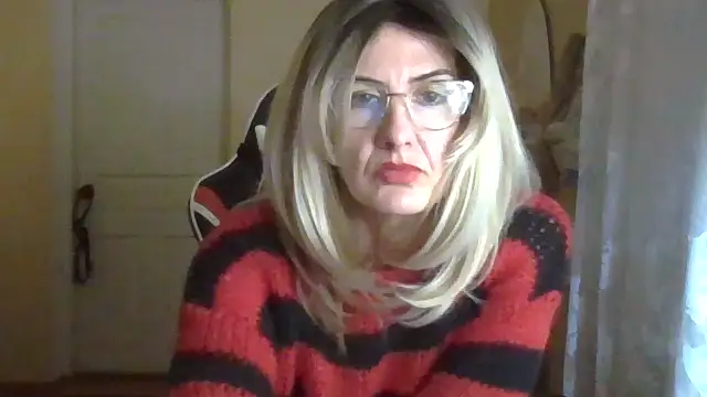 TianaQLove online show from 11-12-25, 02:39