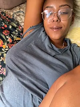 aliasyourfav online show from 11-09-25, 04:49