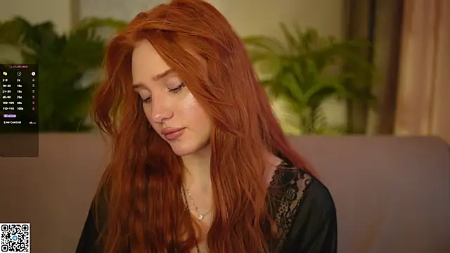 KissOfFlame online show from 11-10-25, 08:57