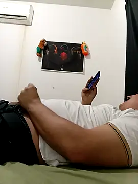 Snapshot of lameraverja123 chatting on 11-12-25, 07:42 lameraverja123 online show from 11-12-25, 07:42