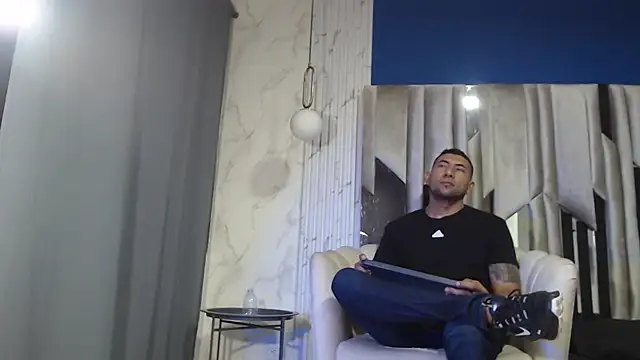 Morganandmegan online show from 09-25-25, 11:03